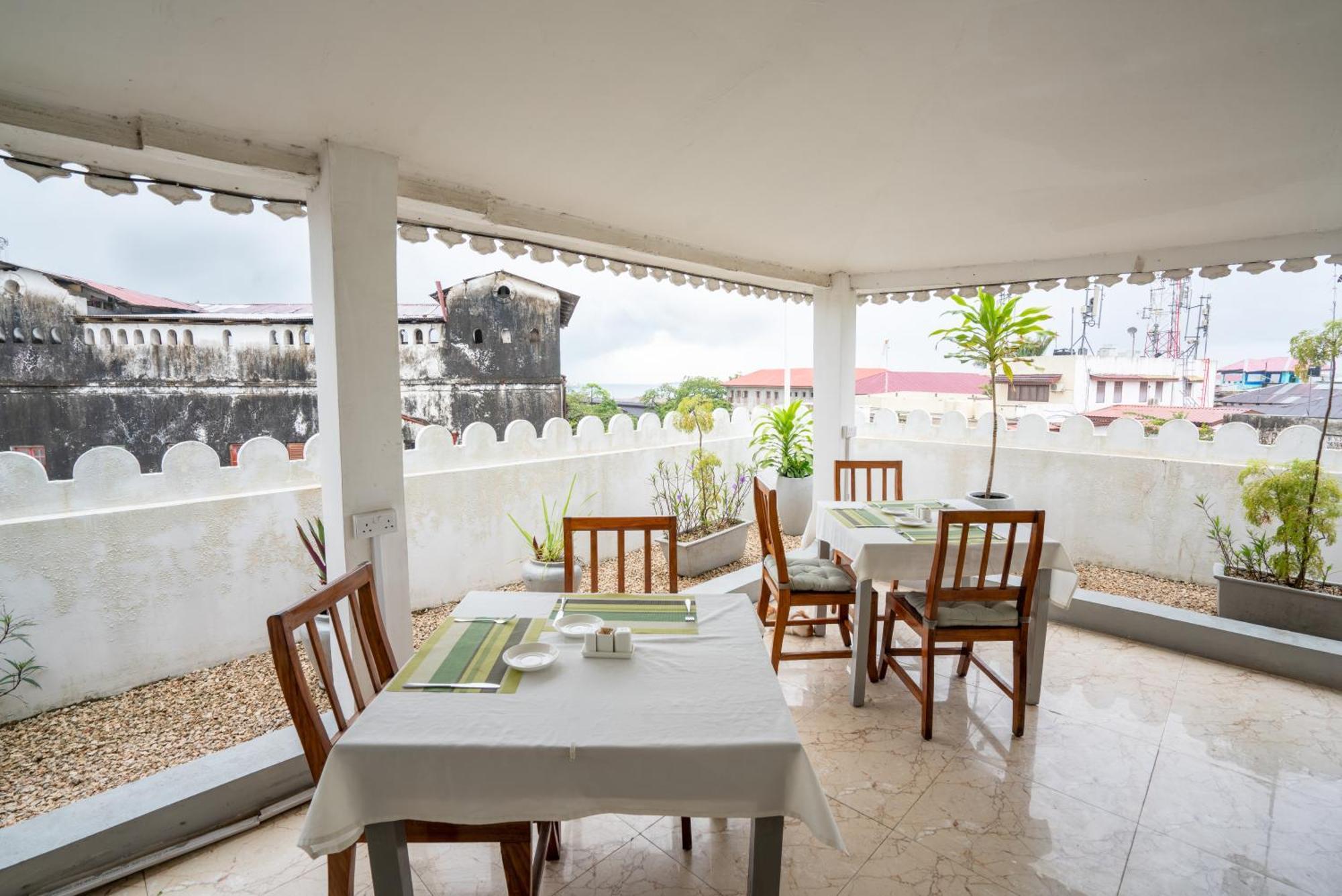 Stonetown View Hotel Zanzibar Exterior photo